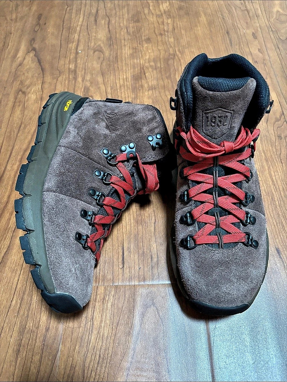 Danner Mountain 600 Java Bossa Nova Hiking Boots